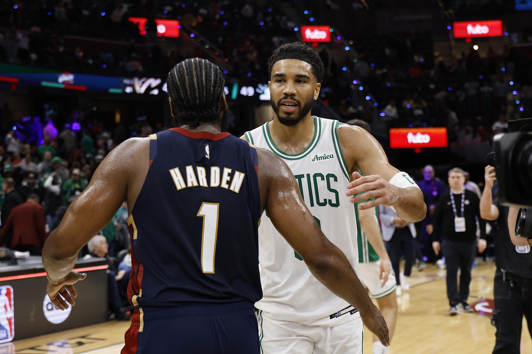 开云官网-东部2号种子争夺战白热化！凯尔特人领跑 尼克斯&amp;骑士紧随其后